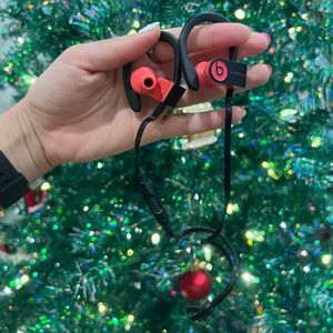 Red/Black Powerbeats Wireless